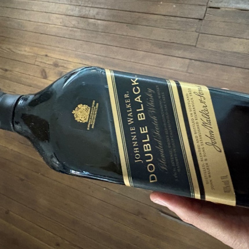 ¿A QUÉ HORA SE PUEDEN COMPRAR BEBIDAS ALCOHÓLICAS EN SUPERMERCADOS, BARES Y RESTAURANTES?