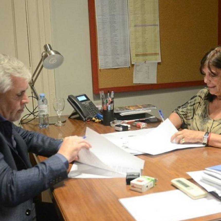 LA MUNICIPALIDAD DE GOZALEZ CHAVEZ PROYECTA LA REFACCIÓN DEL ÁREA DE INTERNACIÓN DEL HOSPITAL ANITA ELIÇAGARAY