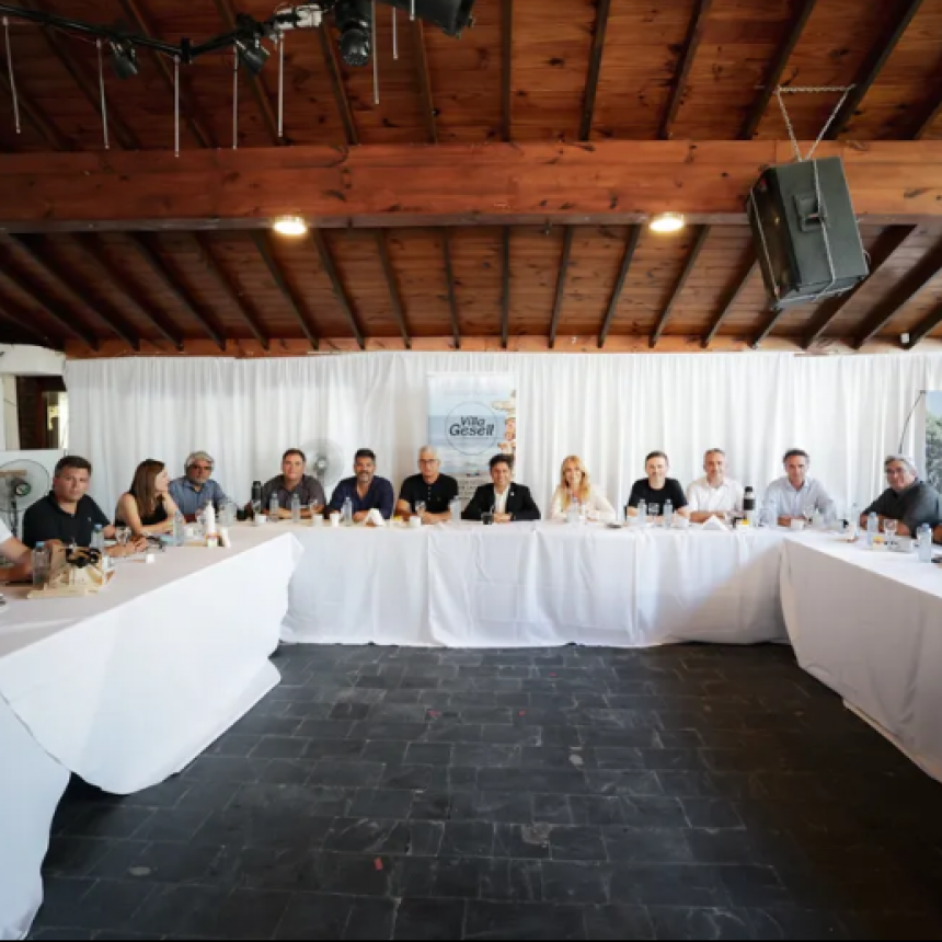 FUERTE APOYO DE KICILLOF A LA REELECCIÓN INDEFINIDA DE INTENDENTES, EN LA APERTURA DEL AÑO DEL MDF