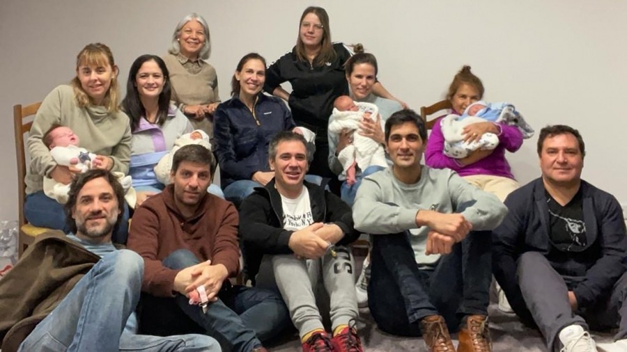 LAS FAMILIAS ARGENTINAS Y SUS BEBÉS POR VIENTRES SUBROGADOS LLEGARON A POLONIA