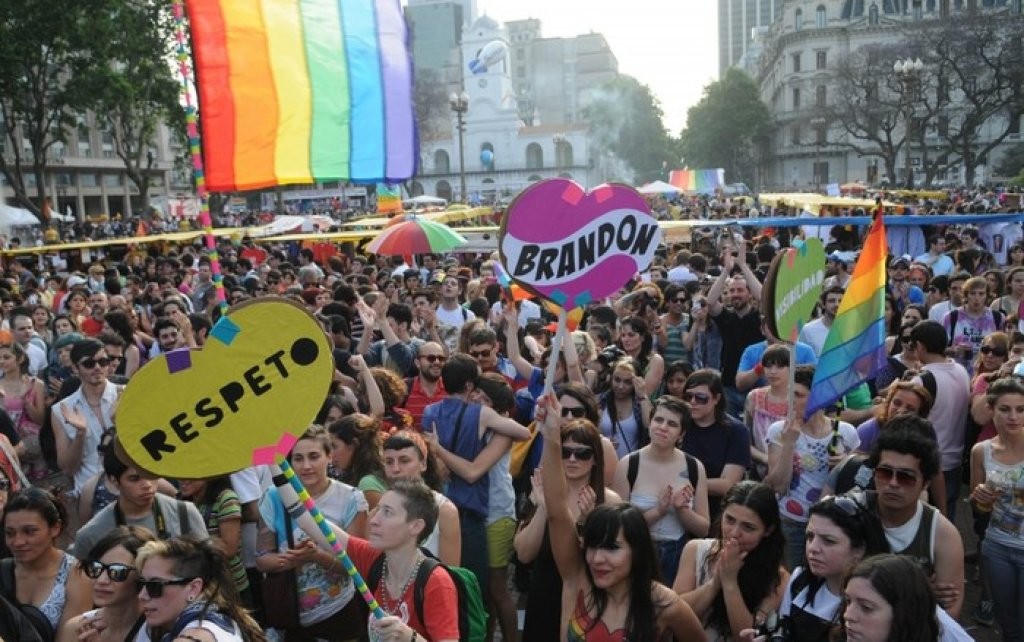   EL COLECTIVO LGTBIQ+ MARCHA A PLAZA DE MAYO EN RECHAZO DEL DISCURSO DE ODIO DE JAVIER MILEI CONTRA LA DIVERSIDAD