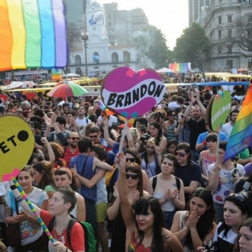   EL COLECTIVO LGTBIQ+ MARCHA A PLAZA DE MAYO EN RECHAZO DEL DISCURSO DE ODIO DE JAVIER MILEI CONTRA LA DIVERSIDAD