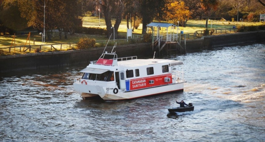 EL CATAMARÁN SANITARIO DEL MUNICIPIO DE TIGRE BRINDA SERVICIO POR EL DELTA DURANTE FEBRERO