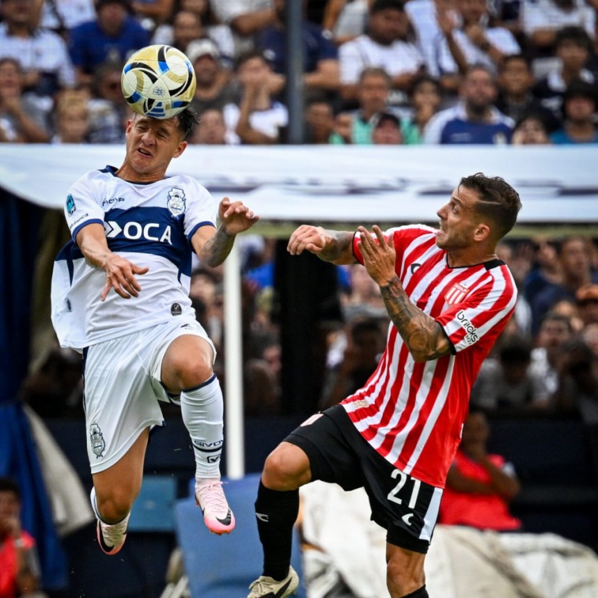 SIN DIFERENCIAS EN EL CLÁSICO PLATENSE: GIMNASIA Y ESTUDIANTES IGUALARON SIN GOLES EN EL BOSQUE