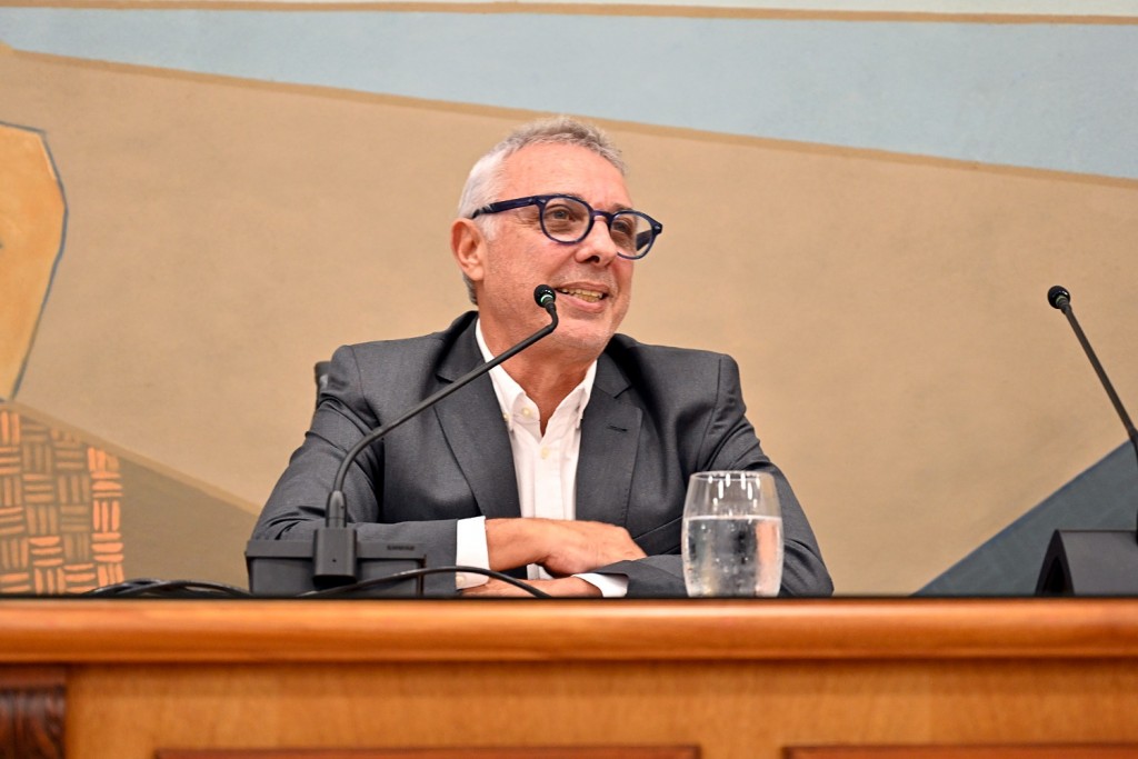 JULIO ZAMORA: 