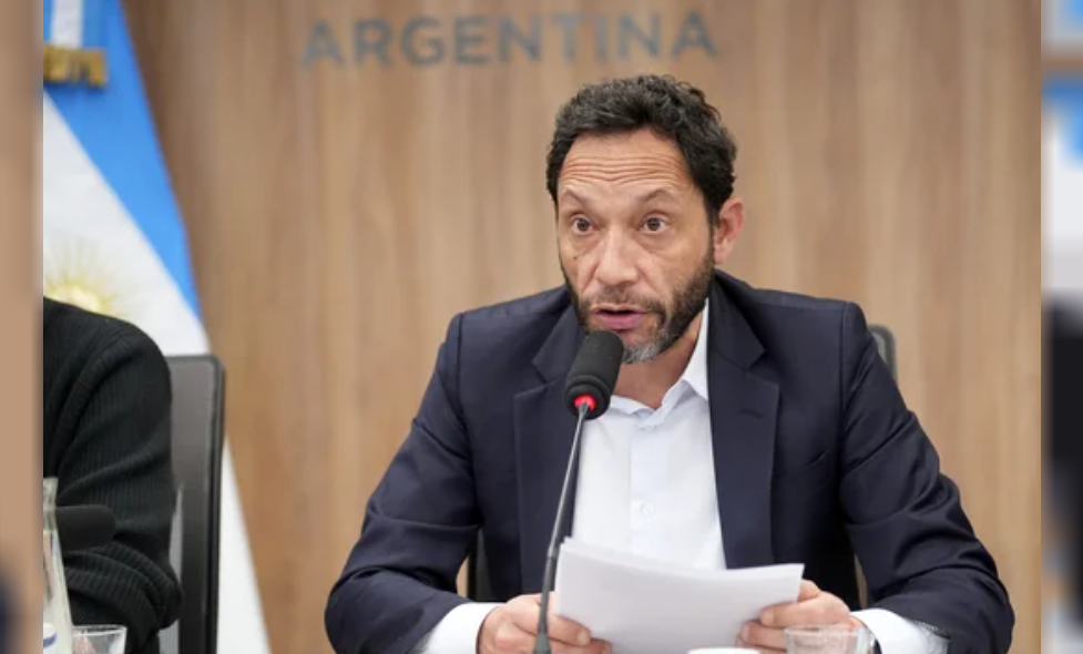 DIPUTADOS IMPUGNARON LA AUDIENCIA POR LA LEY DE GLACIARES POR NO CUMPLIR REQUISITOS B&Aacute;SICOS