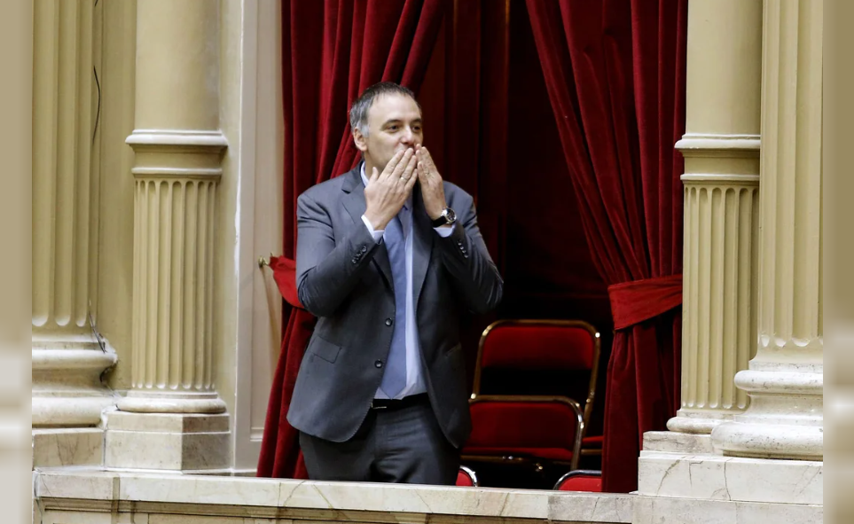 PATRIMONIO DE ADORNI: DOS MUJERES QUE FIGURAN COMO ACREEDORAS DE UNA HIPOTECA NEGARON CONOCERLO