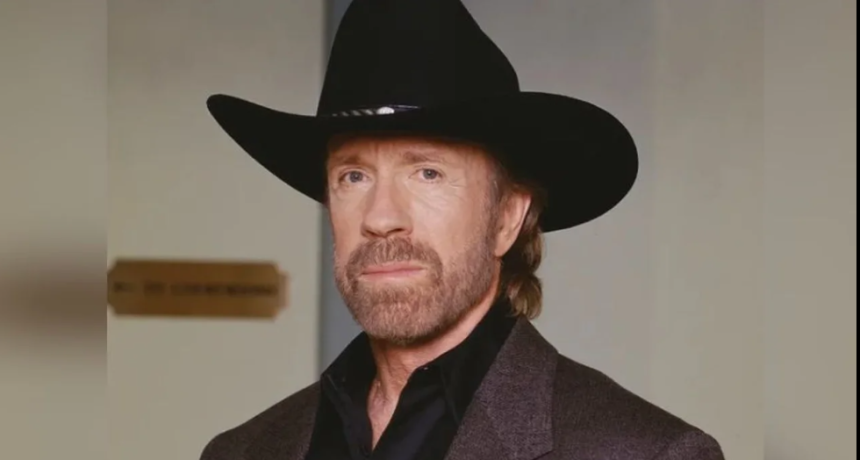MURI&Oacute; CHUCK NORRIS A LOS 86 A&Ntilde;OS TRAS SER INTERNADO EN HAW&Aacute;I: &ldquo;NUESTROS CORAZONES EST&Aacute;N ROTOS