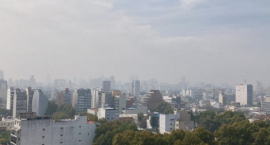 REPORTAN GRAN CANTIDAD DE HUMO E INTENSO OLOR A QUEMADO EN LA CIUDAD Y SUS ALREDEDORES