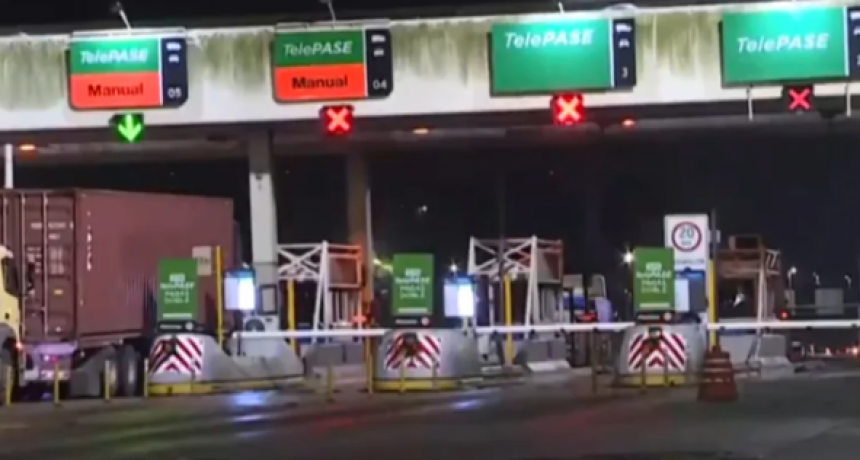 PROTESTA Y CORTE DE PEAJE EN AUTOPISTA RICCHERI