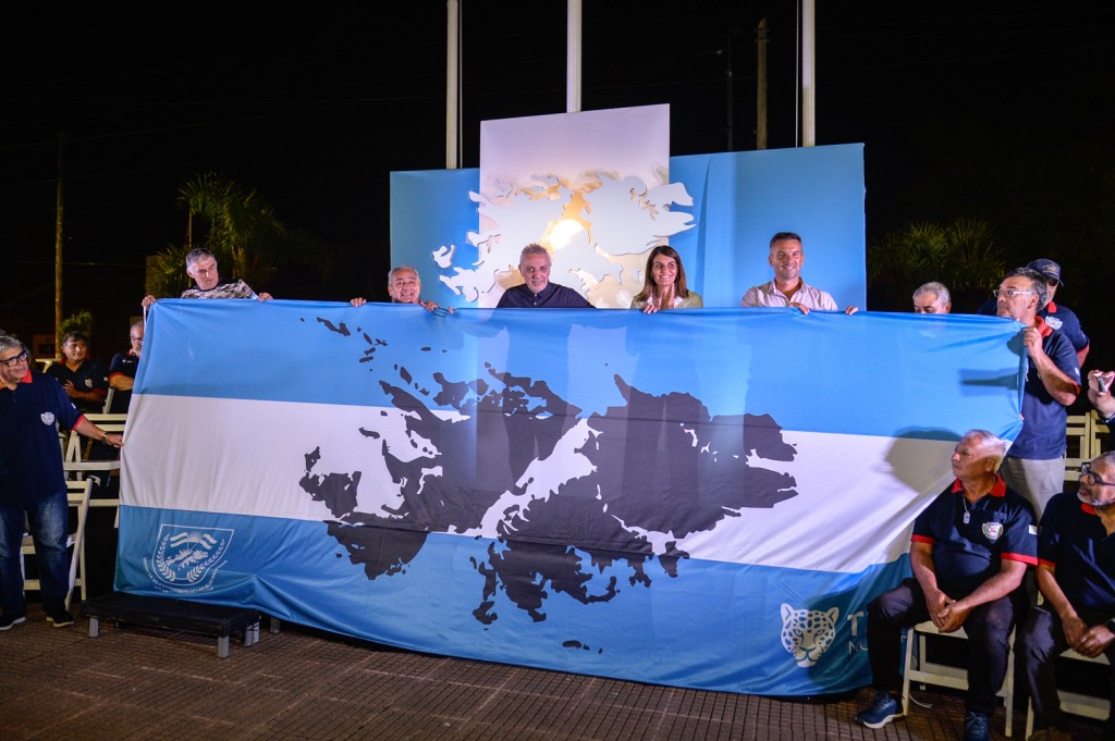 A 44 A&Ntilde;OS DE LA GUERRA DE MALVINAS, EL MUNICIPIO DE TIGRE HOMENAJE&Oacute; A LOS H&Eacute;ROES CON LA TRADICIONAL Y EMOTIVA VIGILIA EN RICARDO ROJAS