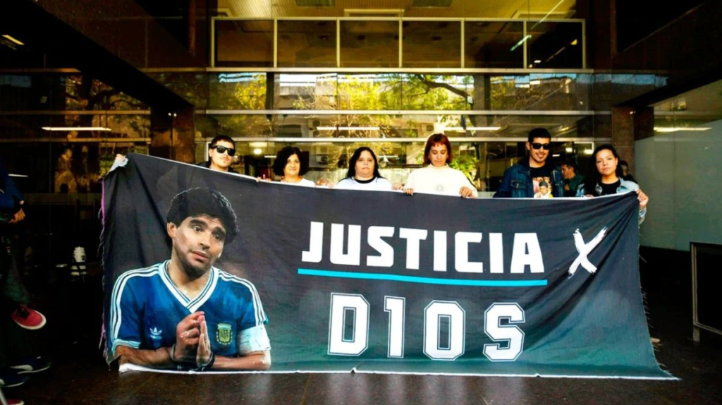ARRANC&Oacute; EL SEGUNDO JUICIO POR LA MUERTE DE MARADONA