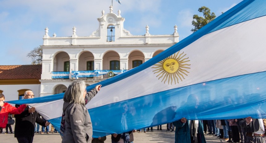 LA PROVINCIA DE BUENOS AIRES CELEBRA LA REVOLUCIÓN DE MAYO