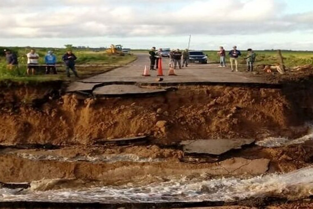 CONDENARON A PRODUCTORES DE ARROZ POR DESVIAR UN ARROYO, PROVOCAR INUNDACIONES Y DESTRUIR UNA RUTA