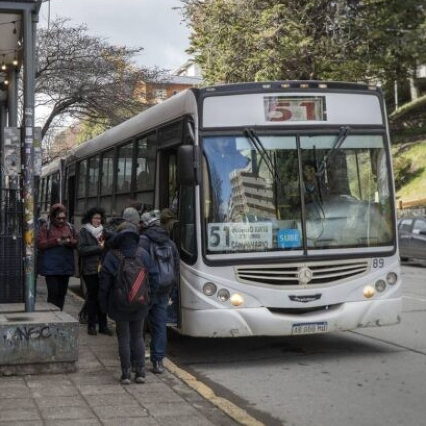 LA UTA LANZÓ UN PARO DE COLECTIVOS PARA EL MARTES QUE VIENE