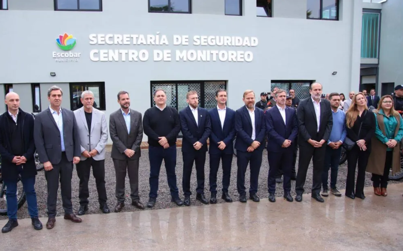 INTENDENTES BONAERENSES PIDEN M&Aacute;S AUTOMOM&Iacute;A PARA MANEJAR SUS POLIC&Iacute;AS Y QUE PUEDAN USAR ARMAS DE FUEGO
