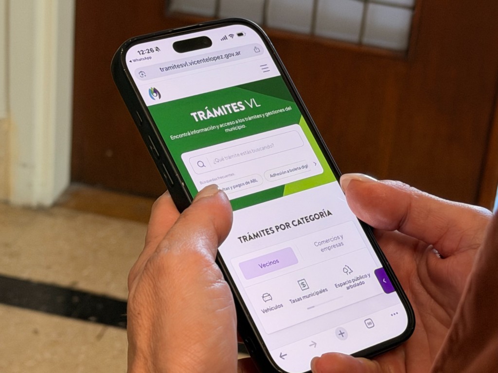 VICENTE L&Oacute;PEZ PRESENT&Oacute; UN NUEVO PORTAL DE TR&Aacute;MITES PARA RESOLVER GESTIONES M&Aacute;S R&Aacute;PIDO Y DESDE EL CELULAR