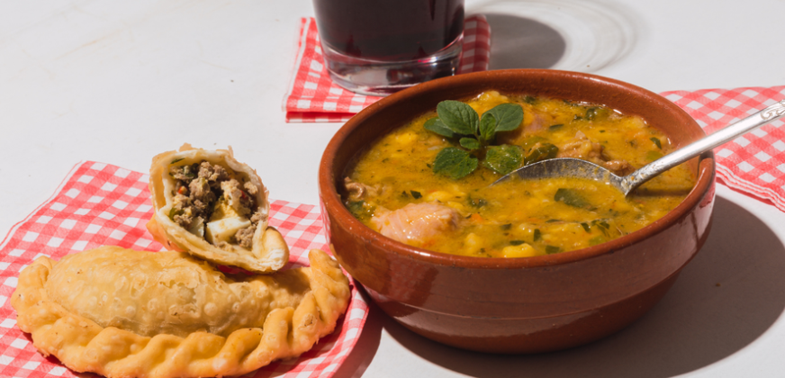  2 FIESTAS PROVINCIALES PARA ESTE FIN DE SEMANA LARGO: DEGUSTACIÓN DE VINOS, EMPANADAS, TORTA FRITAS Y MÁS