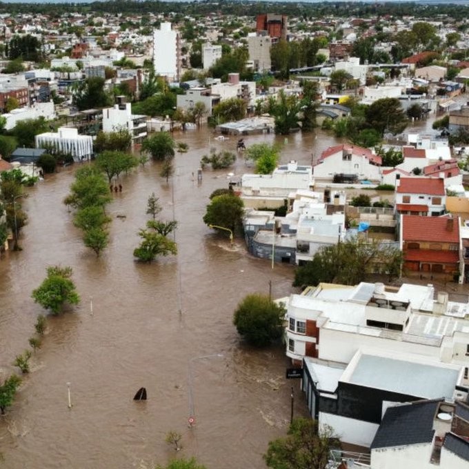 MILEI VETÓ LA LEY DE EMERGENCIA POR LA INUNDACIÓN EN BAHÍA BLANCA