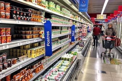 EL CONSUMO NO LEVANTA CABEZA: SUPERMERCADOS BONAERENSES EN CAÍDA LIBRE