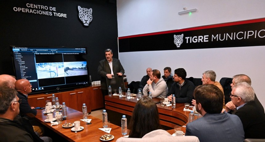 EN TIGRE, JULIO ZAMORA RECIBIÓ A INTENDENTES DE LA PROVINCIA DE BUENOS AIRES CON MOTIVO DE INTERCAMBIAR EXPERIENCIAS EN MATERIA DE SEGURIDAD
