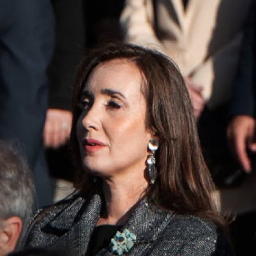 VICTORIA VILLARRUEL: &ldquo;NO HAY NADIE M&Aacute;S PELEADO CON LOS VALORES DE BELGRANO QUE ADORNI&rdquo;