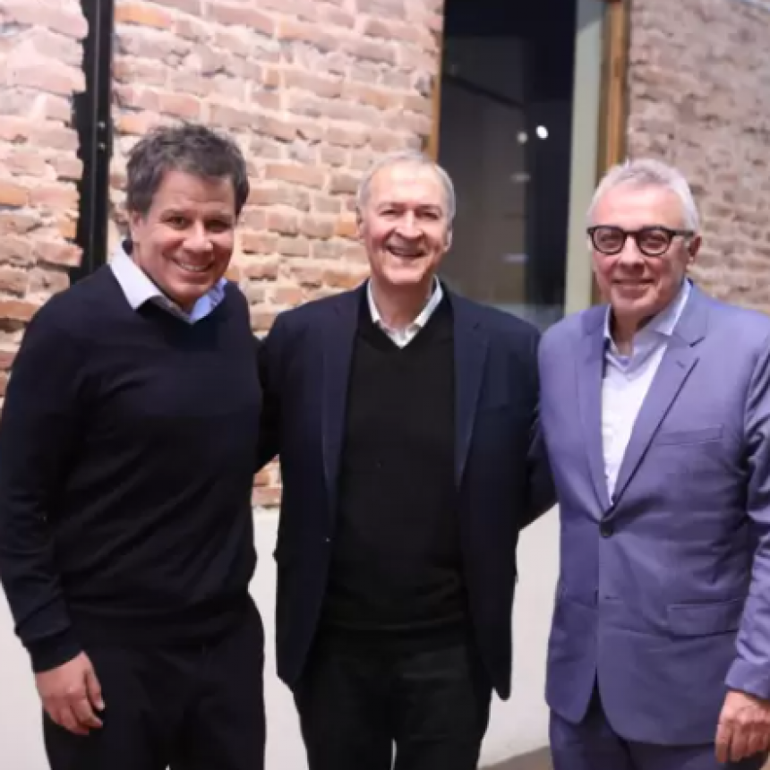 “SOMOS LO DISTINTO” JULIO ZAMORA NO QUIERE NI CAMPORA NI MILEI