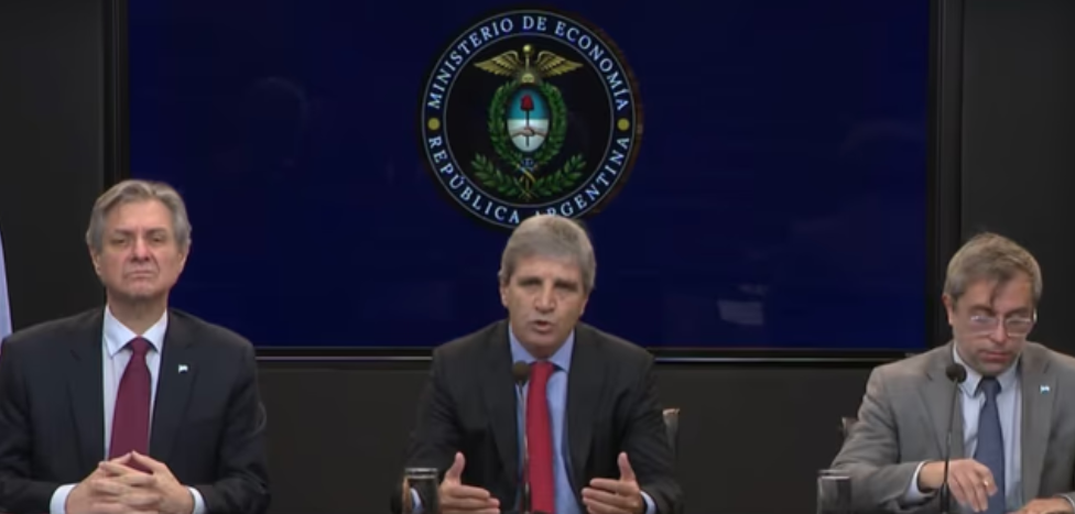 CAPUTO ANUNCI&Oacute; EL PROGRAMA FINANCIERO DE 2027: "ESTAMOS PURGANDO LAS CONSECUENCIAS DEL PASADO&ldquo;