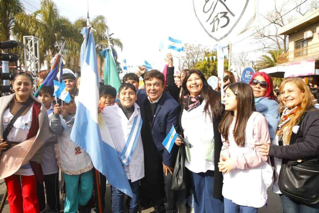 FERNANDO ESPINOZA: "NO HAY LIBERTAD NI INDEPENDENCIA CON UNA ECONOM&Iacute;A QUE AHOGA EL SALARIO ARGENTINO Y ROBA LAS OPORTUNIDADES DE LOS M&Aacute;S J&Oacute;VENES&rdquo;