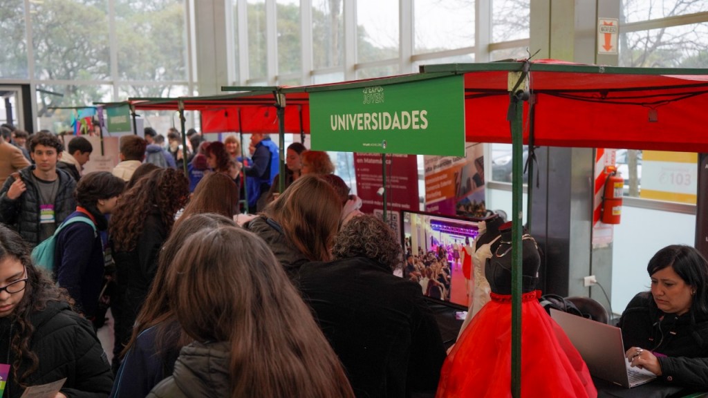 MÁS DE 1500 CHICOS PARTICIPARON DE LA EXPO JÓVEN EN VICENTE LÓPEZ