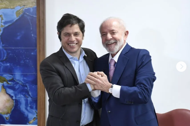 KICILLOF AMPLÍA CONTACTOS INTERNACIONALES: SE REUNIÓ EN BRASIL CON LULA DA SILVA