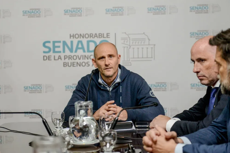 KICILLOF DIO EL PRIMER PASO PARA INTENTAR ELIMINAR EL L&Iacute;MITE A LA REELECCI&Oacute;N DE LOS INTENDENTES