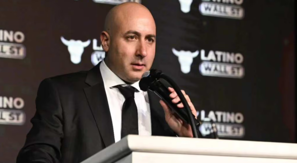 DETUVIERON EN BOLIVIA AL ASESOR DE MILEI, FERNANDO CERIMEDO EN BOLIVIA POR UN INTENTO DE FEMICIDO