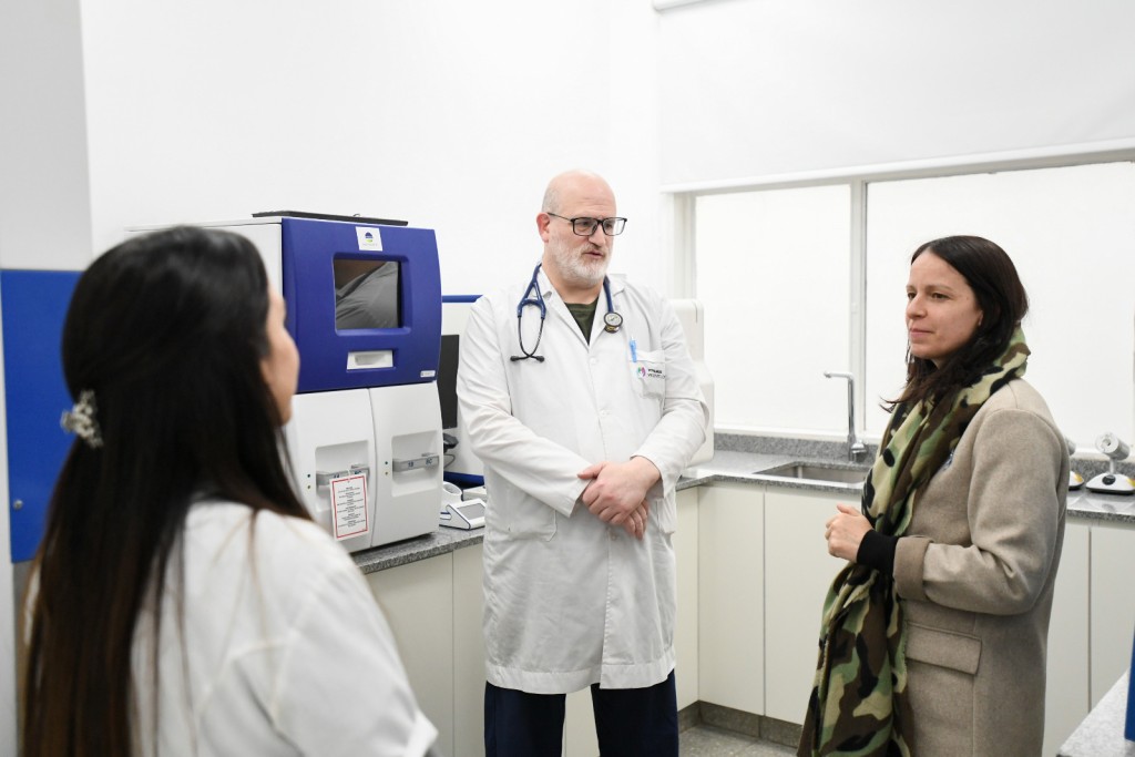  VICENTE L&Oacute;PEZ AMPL&Iacute;A EL HOSPITAL HOUSSAY CON NUEVOS CONSULTORIOS DE CARDIOLOG&Iacute;A Y UN LABORATORIO DE BACTERIOLOG&Iacute;A