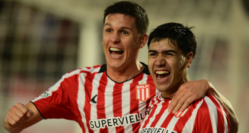 ESTUDIANTES IMPUSO JERARQU&Iacute;A EN EL CL&Aacute;SICO: UNA GOLEADA CONTUNDENTE PARA EXTENDER SU DOMINIO