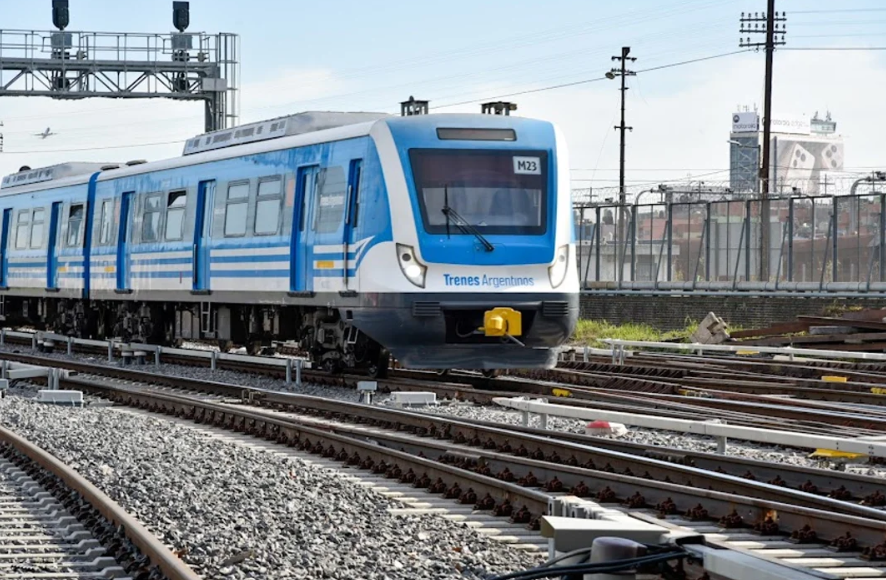 GOLPE AL BOLSILLO, EL GOBIERNO AUMENTARÁ UN 40% LA TARIFA DE LOS TRENES METROPOLITANOS