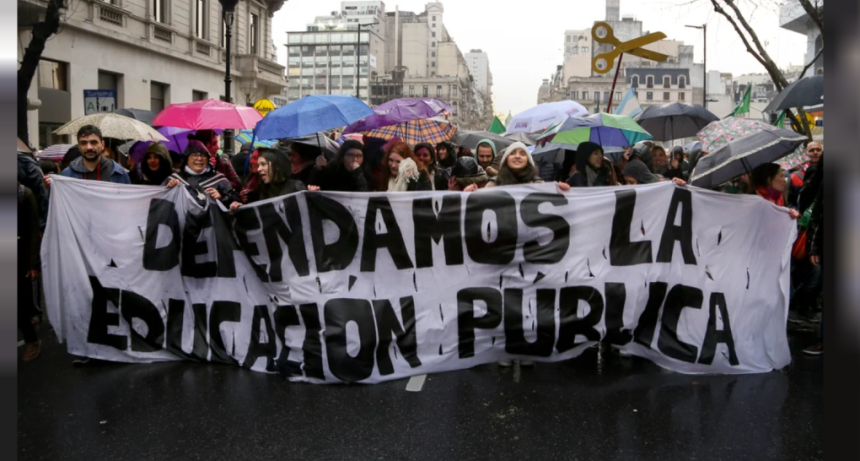 GREMIOS UNIVERSITARIOS PARAR&Aacute;N ESTE MI&Eacute;RCOLES, TRAS FRACASAR LA REUNI&Oacute;N CON EL GOBIERNO POR UN AUMENTO SALARIAL