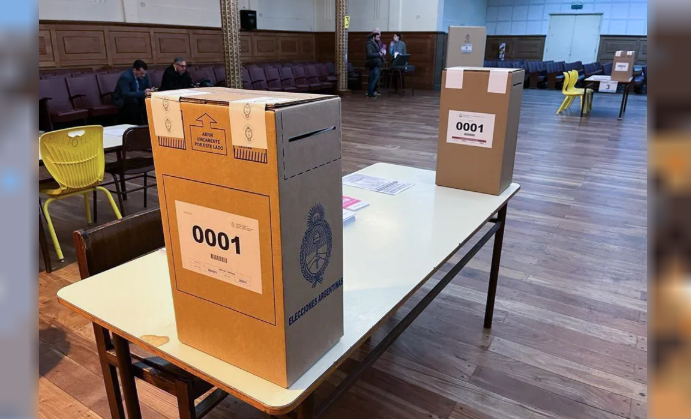 EXPECTATIVA POR EL ESCRUTINIO DEFINITIVO, QUE PODRÍA CAMBIAR EL RESULTADO EN OCHO PROVINCIAS