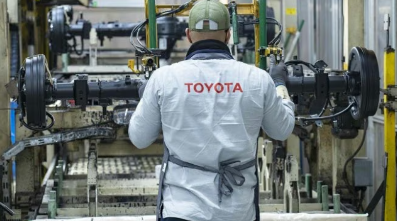 TOYOTA CONSIGUI&Oacute; SU RIGI E INVERTIR&Aacute; US$1.341 MILLONES EN Z&Aacute;RATE PARA FABRICAR AUTOS EL&Eacute;CTRICOS
