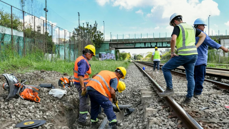 NO FUNCIONAR&Aacute; EL TREN SARMIENTO EL FIN DE SEMANA LARGO