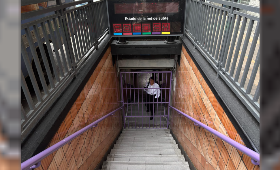 TODAS LAS L&Iacute;NEAS DE SUBTE Y EL PREMETRO SE ENCUENTRAN INTERRUMPIDAS POR MEDIDA DE FUERZA GREMIAL