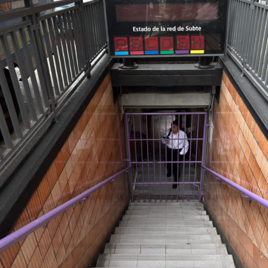 TODAS LAS L&Iacute;NEAS DE SUBTE Y EL PREMETRO SE ENCUENTRAN INTERRUMPIDAS POR MEDIDA DE FUERZA GREMIAL