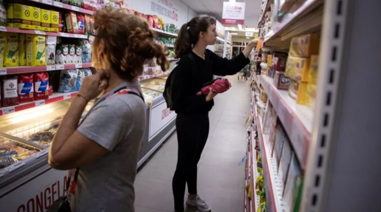 LA INFLACIÓN FUE DEL 2,3% EN OCTUBRE, SEXTO MES CONSECUTIVO DE AUMENTO, Y ACUMULA 24,8% EN EL AÑO