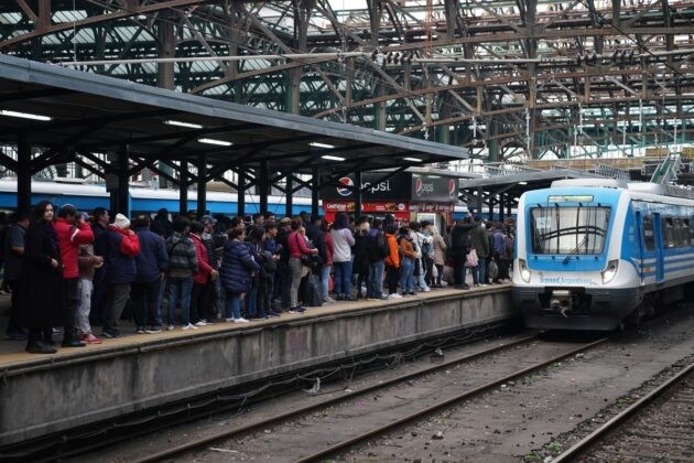 TRENES: SE DICTÓ LA CONCILIACIÓN OBLIGATORIA Y NO HABRÁ PARO ESTE MIÉRCOLES