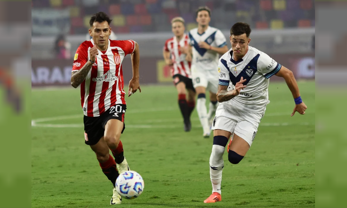 ESTUDIANTES ES EL GANADOR DEL TROFEO DE CAMPEONES DESPUÉS DE GOLEAR A VÉLEZ