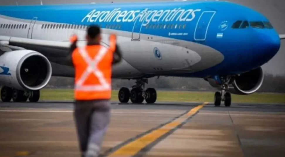 PARO DE CONTROLADORES AÉREOS: QUÉ DÍAS HABRÁ RESTRICCIONES EN VUELOS