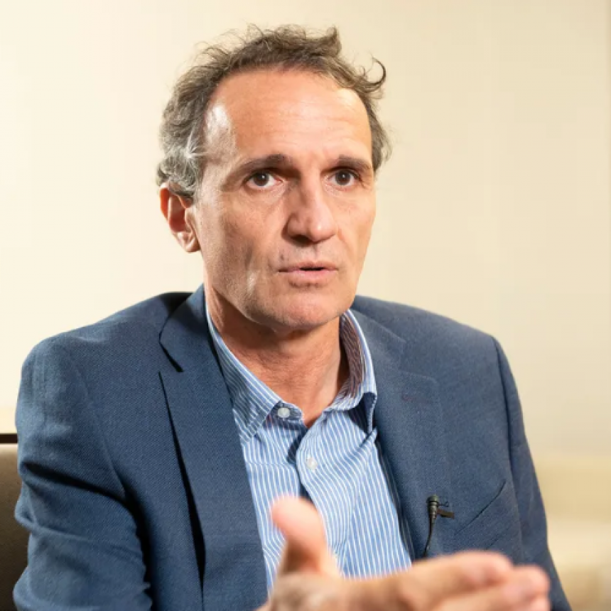 GABRIEL KATOPODIS ASUME SU BANCA PERO PIDE LICENCIA Y SIGUE COMO MINISTRO