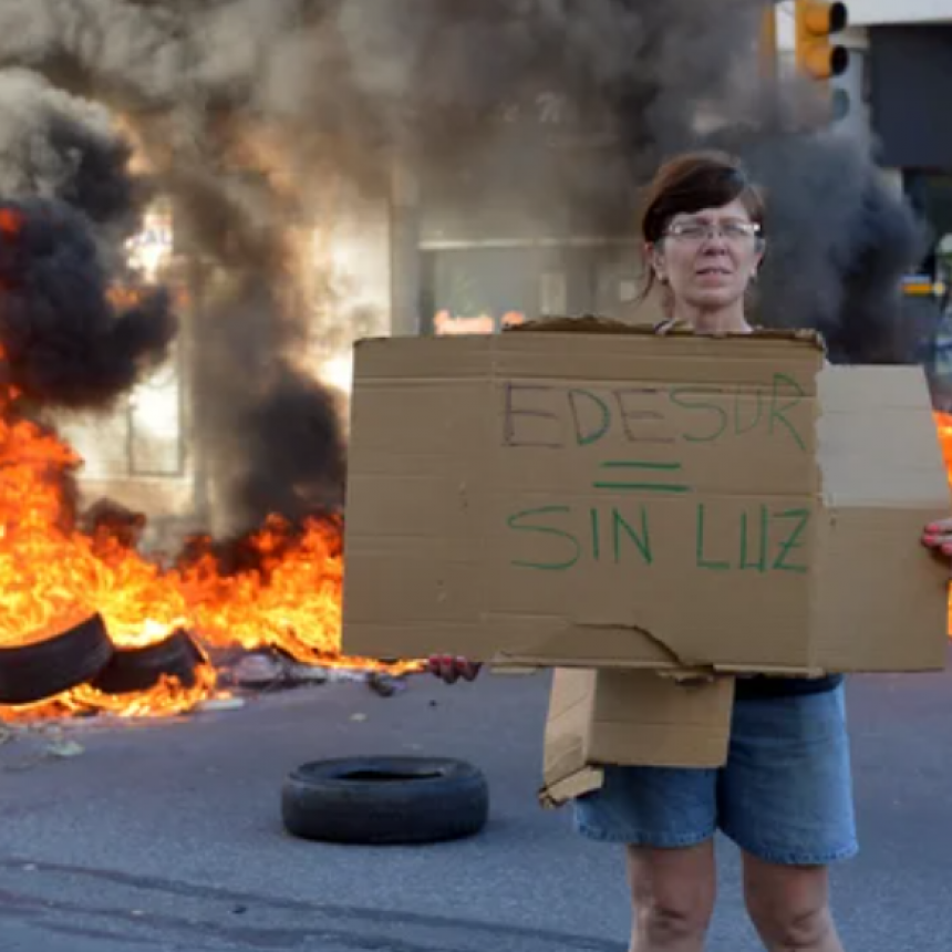 APAGÓN MASIVO EN LA PREVIA DE FIN DE AÑO: HUBO CASI UN MILLÓN DE USUARIOS SIN LUZ